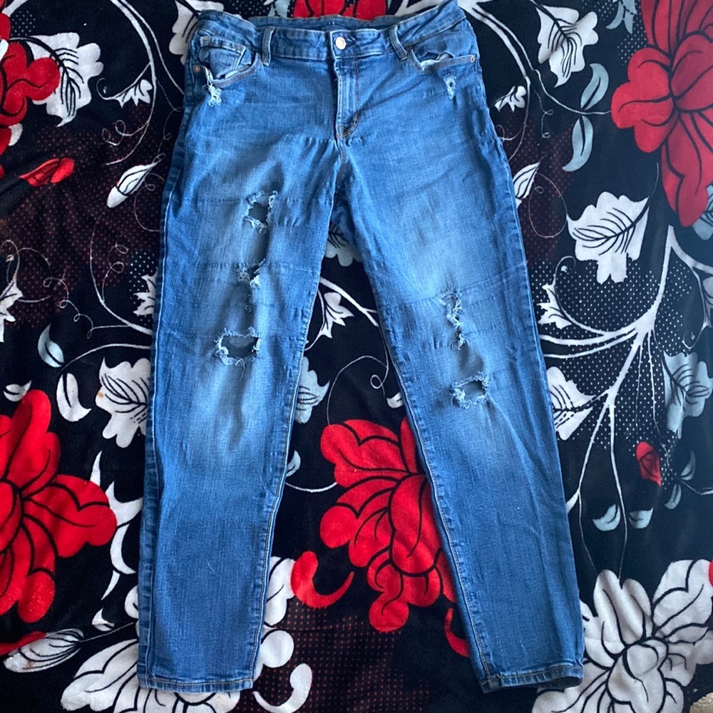 Low Rise Jeans